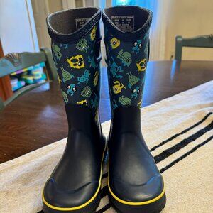 Bogs Pull On Kids Size 13 Waterproof Monster Boots